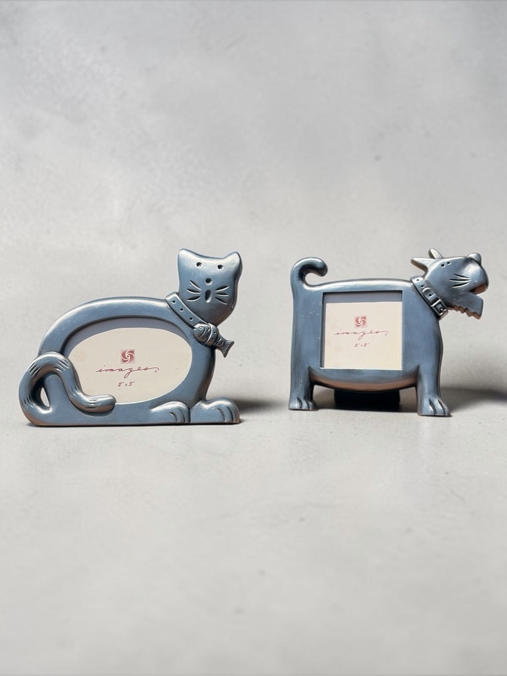 PAIR OF DOG AND CAT PEWTER-LOOK MINI PICTURE FRAMES